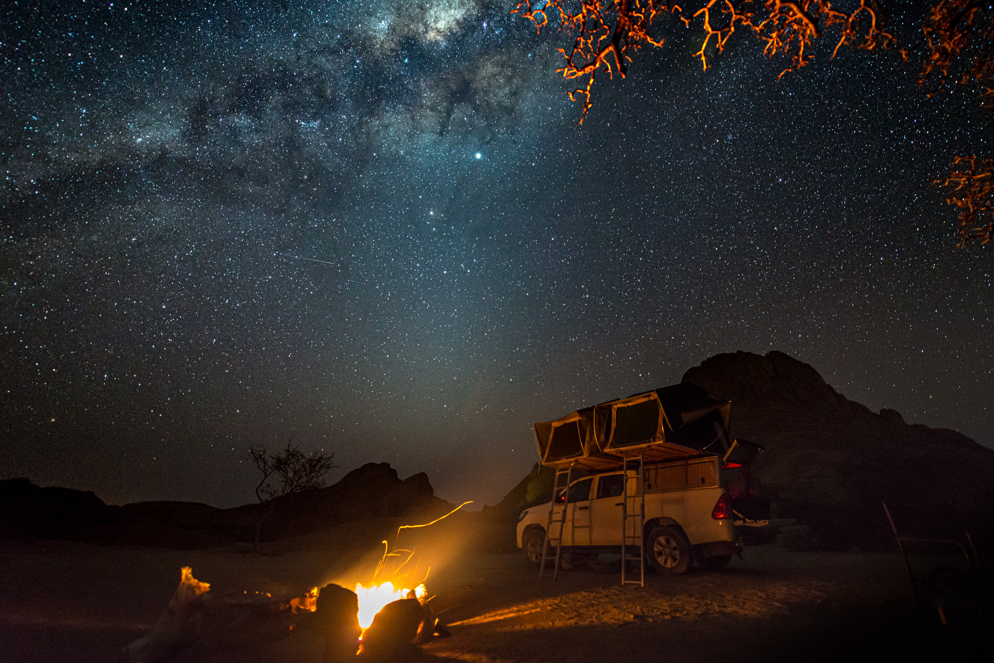 Piknik pod Drogą Mleczną, Spitzkoppe, Namibia